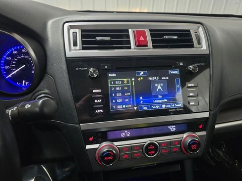 Used 2016 Subaru Legacy 2.5i Limited image 31