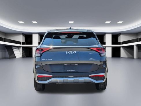 Certified 2024 Kia Sportage LX FWD image 5