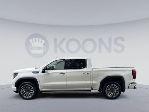 Used 2023 GMC Sierra 1500 Denali Ultimate AWD/4WD image 2