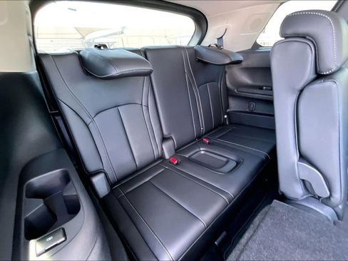 Certified 2026 INFINITI QX60 Luxe w/ Cargo Package FWD image 40