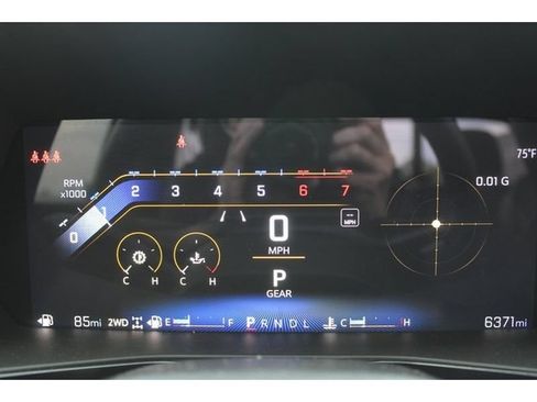 Used 2024 Chevrolet Colorado ZR2 w/ ZR2 Convenience Package III AWD/4WD image 25