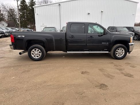 Used 2013 Chevrolet Silverado 3500 LTZ image 6