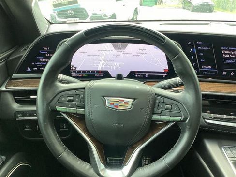 Used 2022 Cadillac Escalade ESV Sport Platinum AWD/4WD image 29