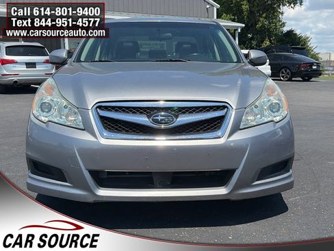 Used 2010 Subaru Legacy 2.5i Limited AWD/4WD image 2