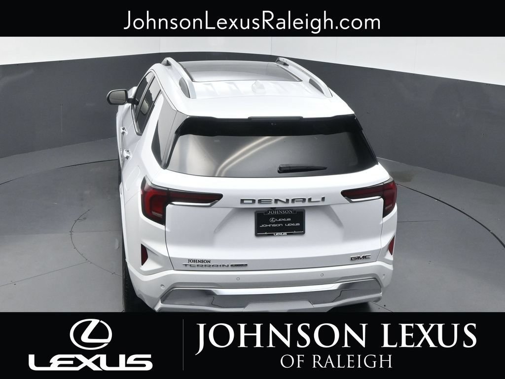 Used 2026 GMC Terrain Denali w/ LPO, Floor Liner Package AWD/4WD image 26