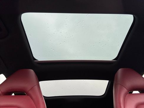 Used 2018 Porsche Panamera 4S image 51