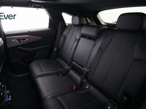 Used 2024 Acura ZDX Type S image 10