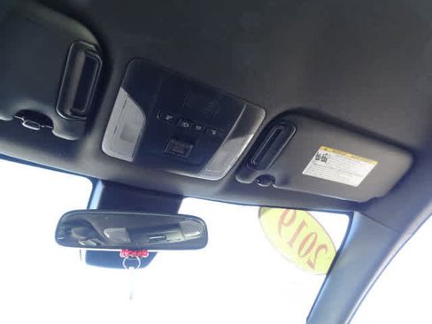 Used 2019 Toyota Corolla SE image 36