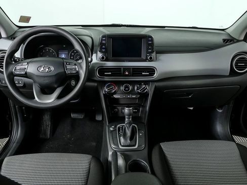 Used 2019 Hyundai Kona SE w/ Cargo Package image 17