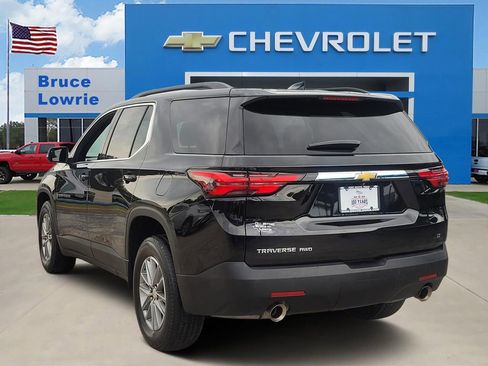 Used 2023 Chevrolet Traverse LT AWD/4WD image 5