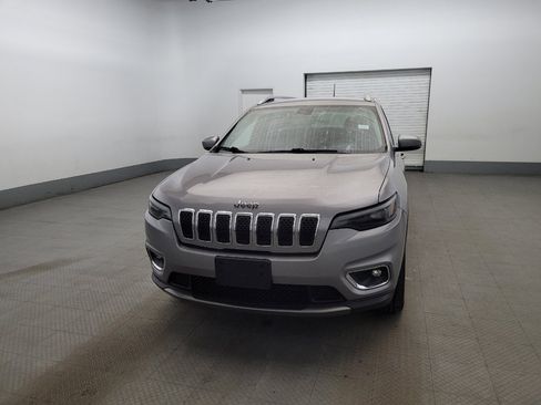 Used 2019 Jeep Cherokee Limited image 15