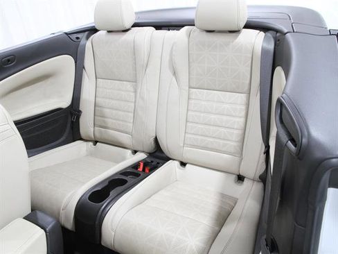 Used 2019 Buick Cascada Premium image 17