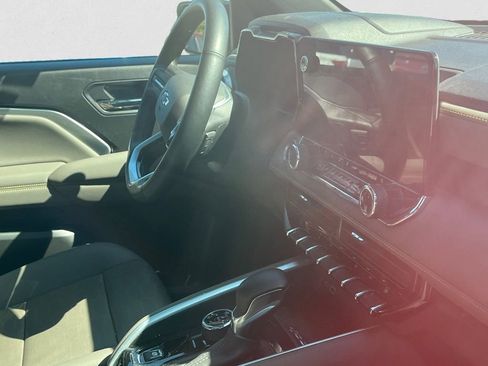 Used 2024 Chevrolet Colorado ZR2 w/ ZR2 Bison Edition image 5