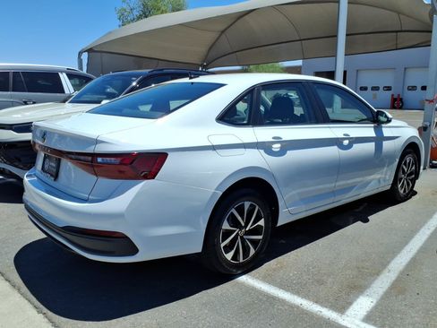 Used 2025 Volkswagen Jetta S FWD image 3