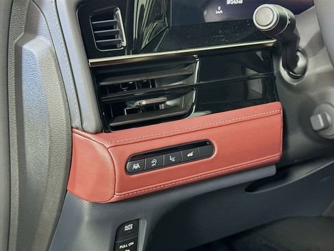 New 2026 INFINITI QX80 Autograph w/ Premium Cargo Package image 12