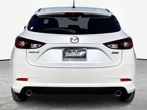 Used 2017 MAZDA MAZDA3 Touring image 4