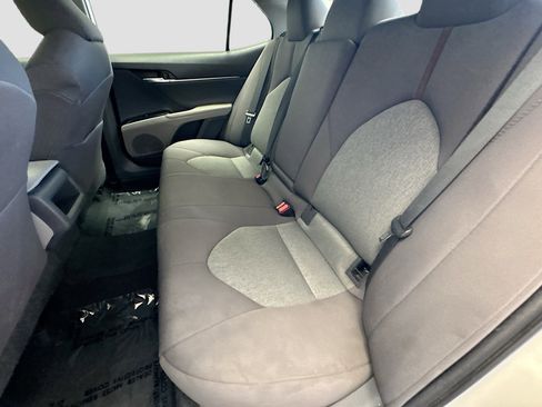 Used 2020 Toyota Camry LE image 13