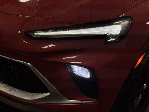 Used 2024 Buick Encore GX Sport Touring w/ Comfort Package image 2