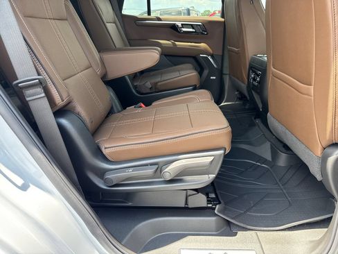 New 2026 Chevrolet Tahoe High Country AWD/4WD image 16