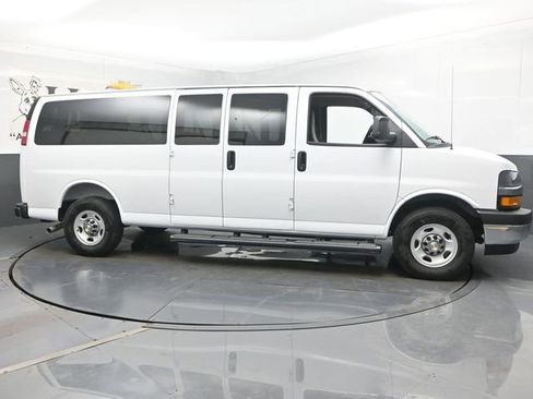New 2025 Chevrolet Express 3500 LT w/ LT Preferred Equipment Group RWD image 29