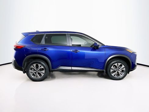Used 2023 Nissan Rogue SV image 10
