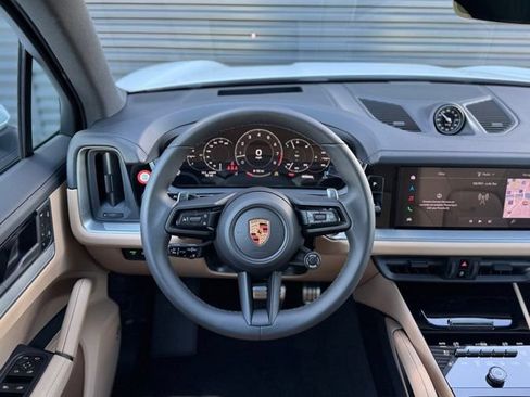 New 2026 Porsche Cayenne S AWD/4WD image 18