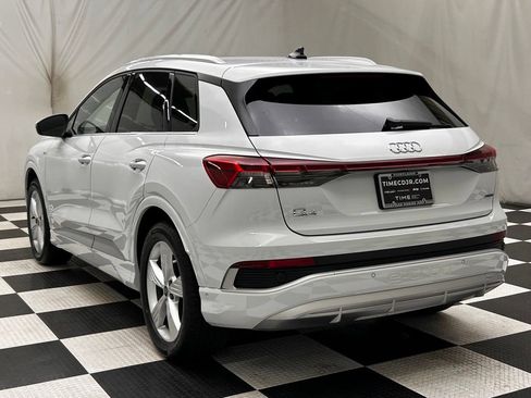 Used 2024 Audi Q4 e-tron Premium Plus w/ Premium Plus AWD/4WD image 5