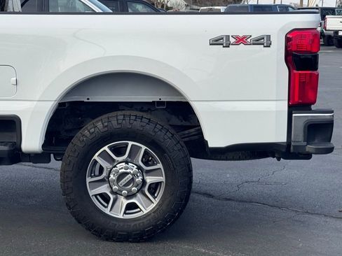 Used 2024 Ford F250 Lariat image 45