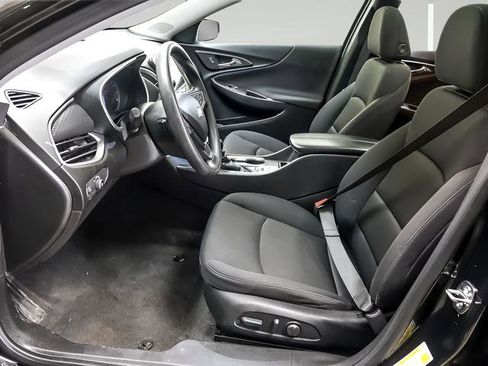 Used 2024 Chevrolet Malibu LT FWD image 8