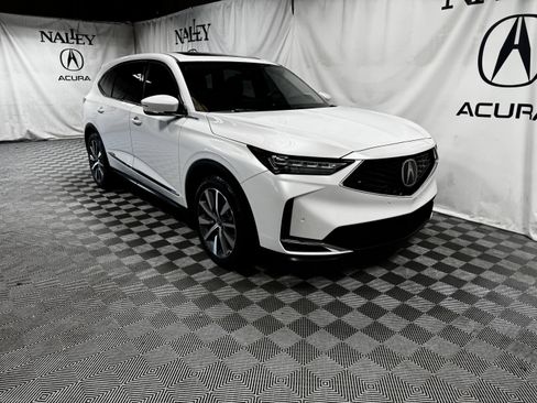 Certified 2025 Acura MDX FWD w/ Technology Package image 7