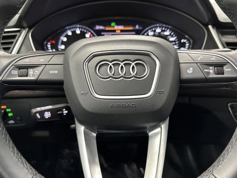 Used 2023 Audi Q5 2.0T Premium w/ Convenience Package image 16