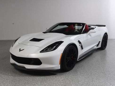 Used 2017 Chevrolet Corvette Grand Sport RWD image 8