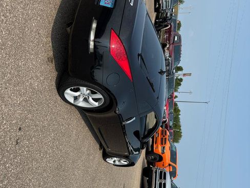 Used 2006 Nissan 350Z Coupe RWD image 5