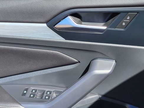 Used 2025 Volkswagen Jetta S image 21