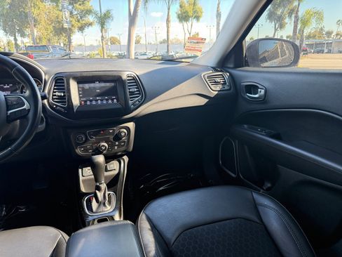 Used 2019 Jeep Compass Altitude image 22