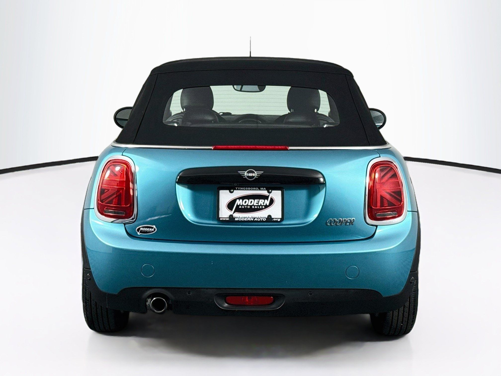 Used 2019 MINI Cooper Convertible w/ Premium Package FWD image 14