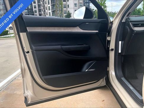Used 2025 Volvo EX90 Plus AWD/4WD image 23