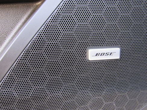 Used 2015 Cadillac XTS Luxury image 12