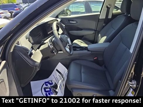 Used 2026 Audi Q3 quattro 2.0T w/ Driver Assistance Package AWD/4WD image 6