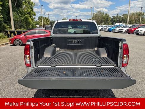 Used 2018 Nissan Frontier S RWD image 12
