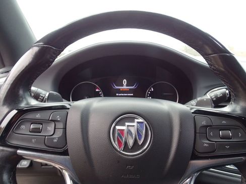 Used 2022 Buick Enclave Premium image 35