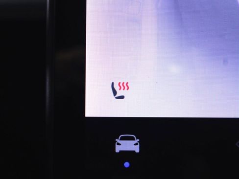 Used 2018 Tesla Model 3 RWD image 18