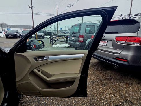 Used 2012 Audi A4 2.0T Premium Plus w/ Premium Plus Pkg image 15