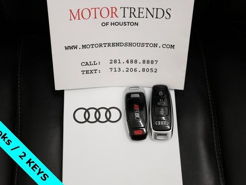 Used 2025 Audi RS Q8 performance image 56