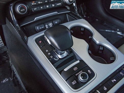 Used 2018 Kia Stinger GT2 image 19