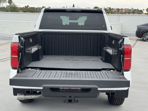 New 2026 Toyota Tacoma SR5 AWD/4WD image 9