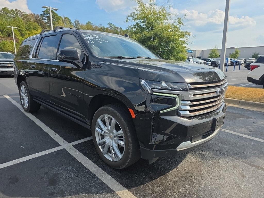 Used 2021 Chevrolet Suburban High Country AWD/4WD image 4