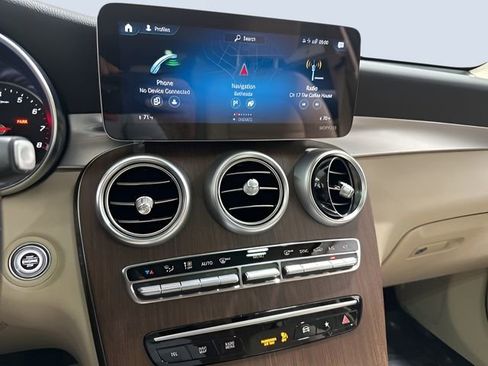 Certified 2022 Mercedes-Benz GLC 300 4MATIC image 21