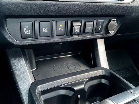 Certified 2021 Toyota Tacoma TRD Off-Road w/ TRD Premium Off Road Package image 16