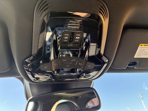 New 2025 Alfa Romeo Giulia AWD w/ Driving Assist Package image 25